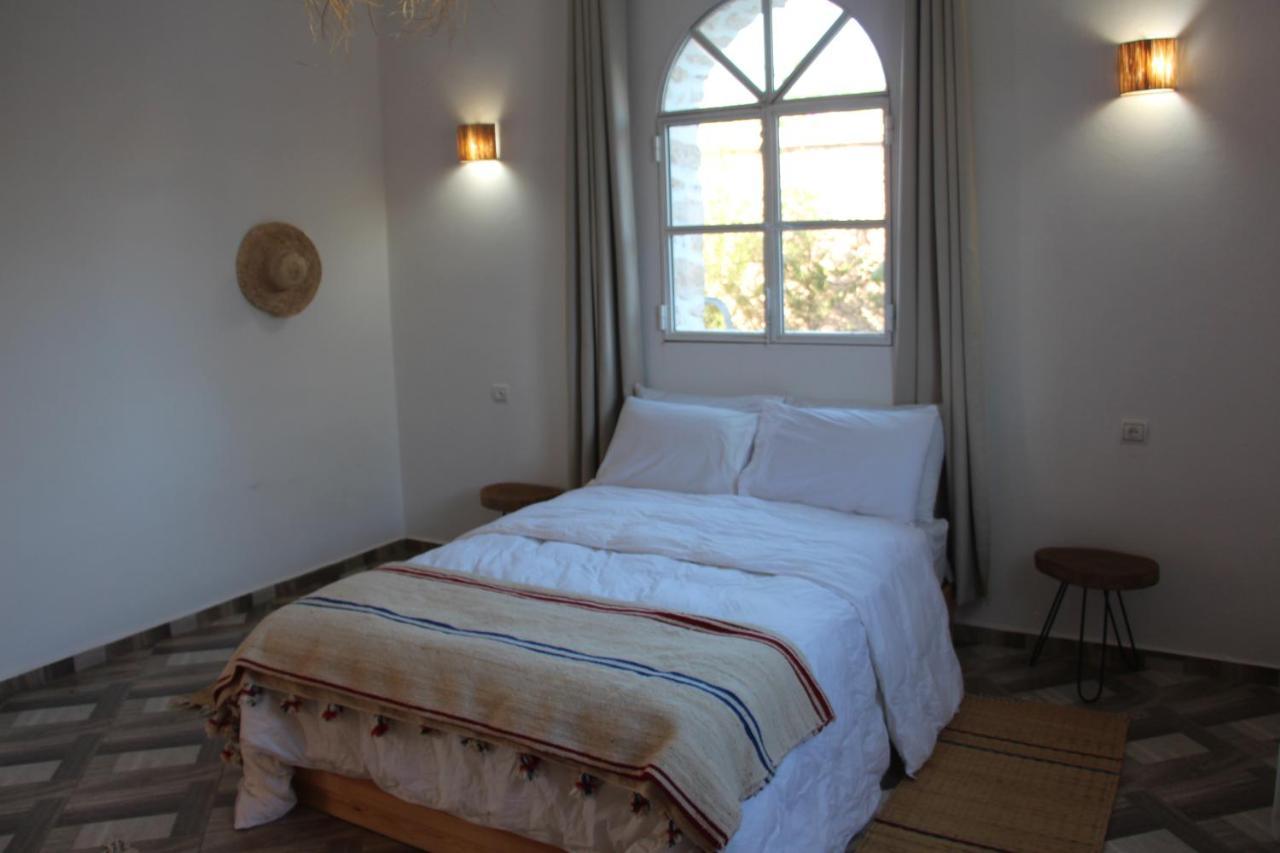 Bed and Breakfast Les Jardins Fleuris Эс-Сувейра Экстерьер фото