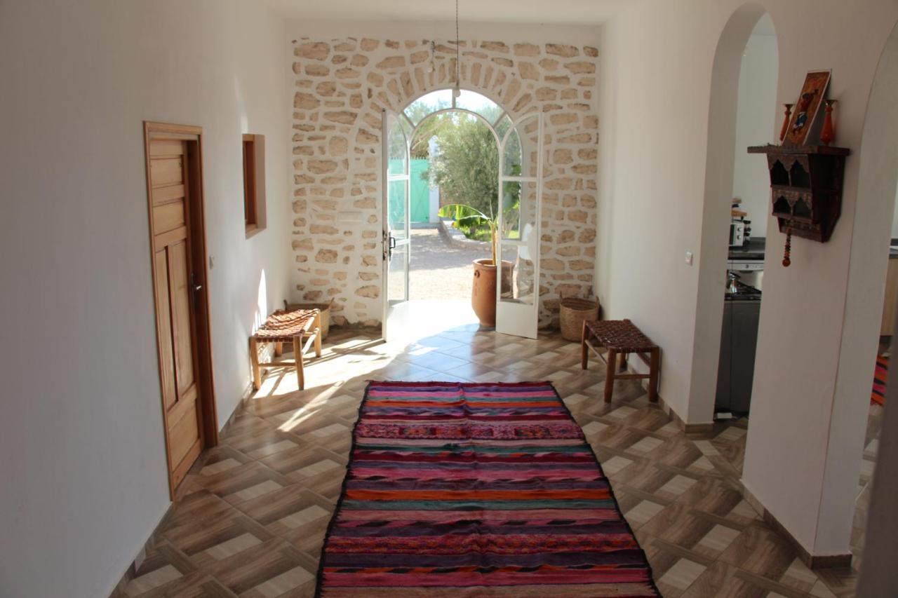Bed and Breakfast Les Jardins Fleuris Эс-Сувейра Экстерьер фото
